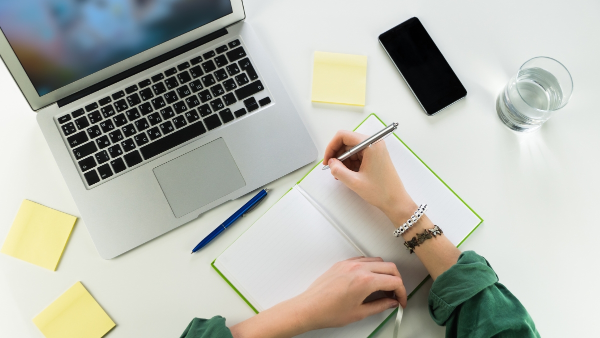 How to Become a Freelance Writer
