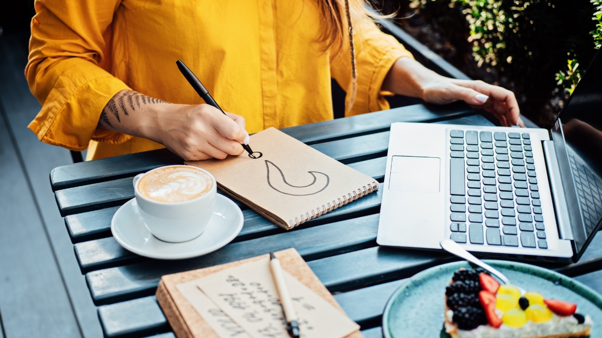 How to Become a Virtual Assistant 