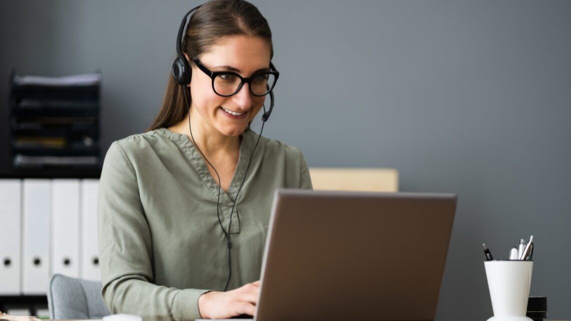 How to Become a Virtual Assistant