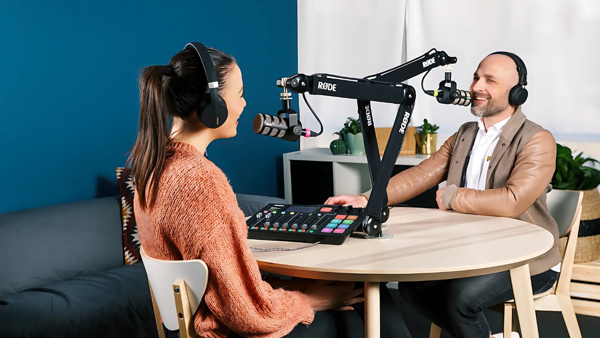 How to Launch a Podcast