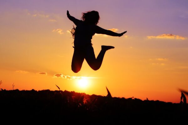 How to Glow Up Your Life: The Complete Guide to a Total Mindset, Confidence, and Success Glow Up