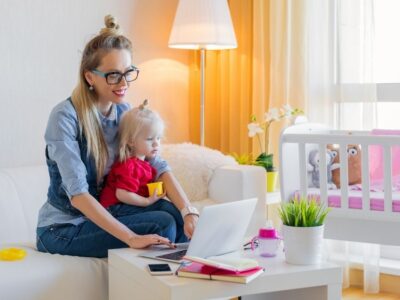 The Stay-At-Home Mom's Guide to Making Money Online