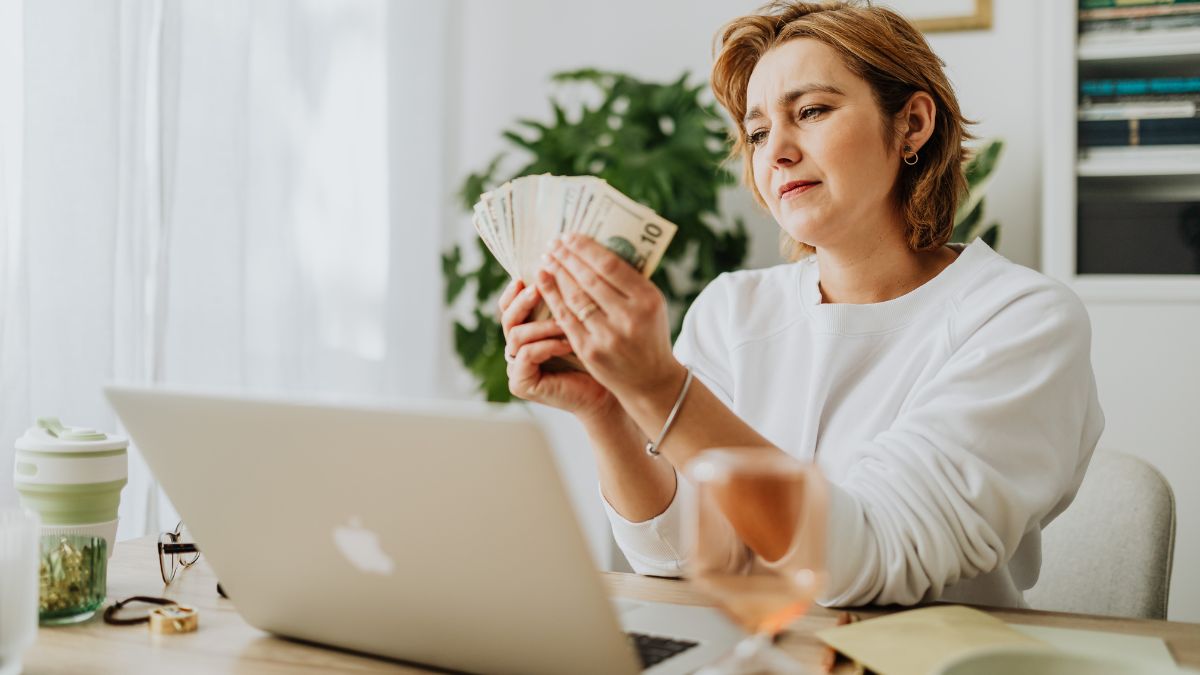 How to Create a Simple Budget for Your Side Hustle or Freelance Income
