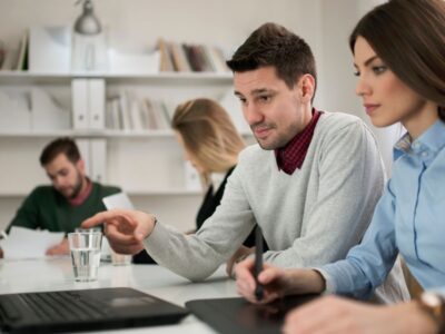 How to Run Effective Work Meetings Without Wasting Everyone's Time