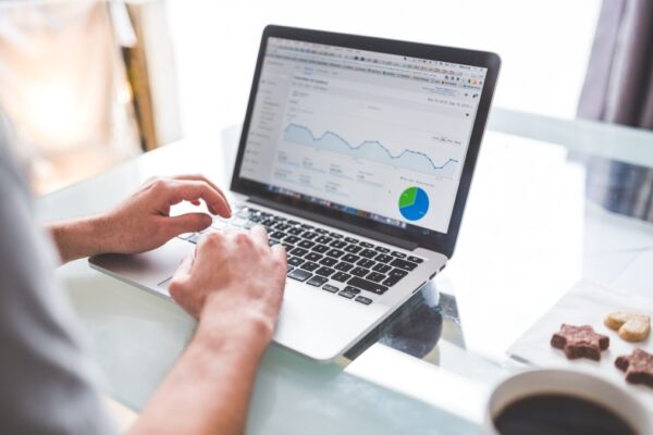 How to Build a Print on Demand Business With No Ads: Growing Through SEO & Social Media