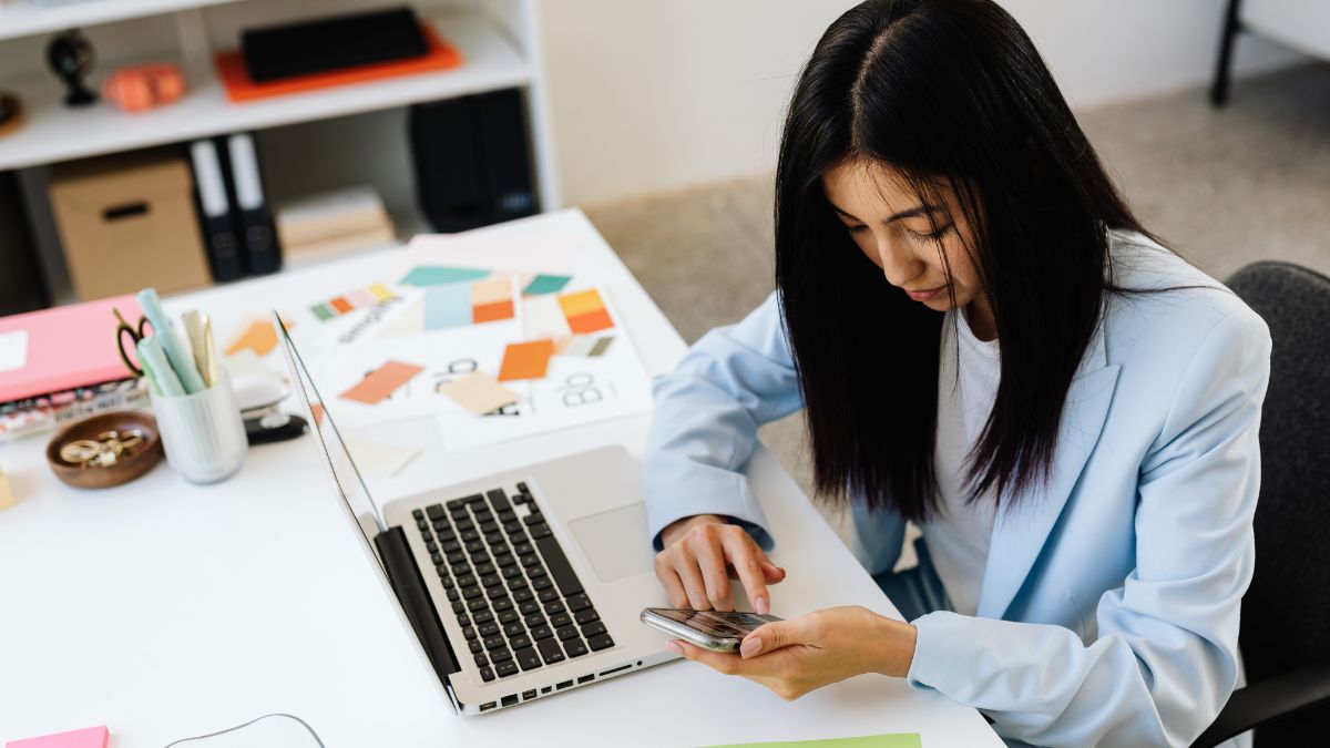 How to Start a Profitable Blog While Working a Full-Time Job