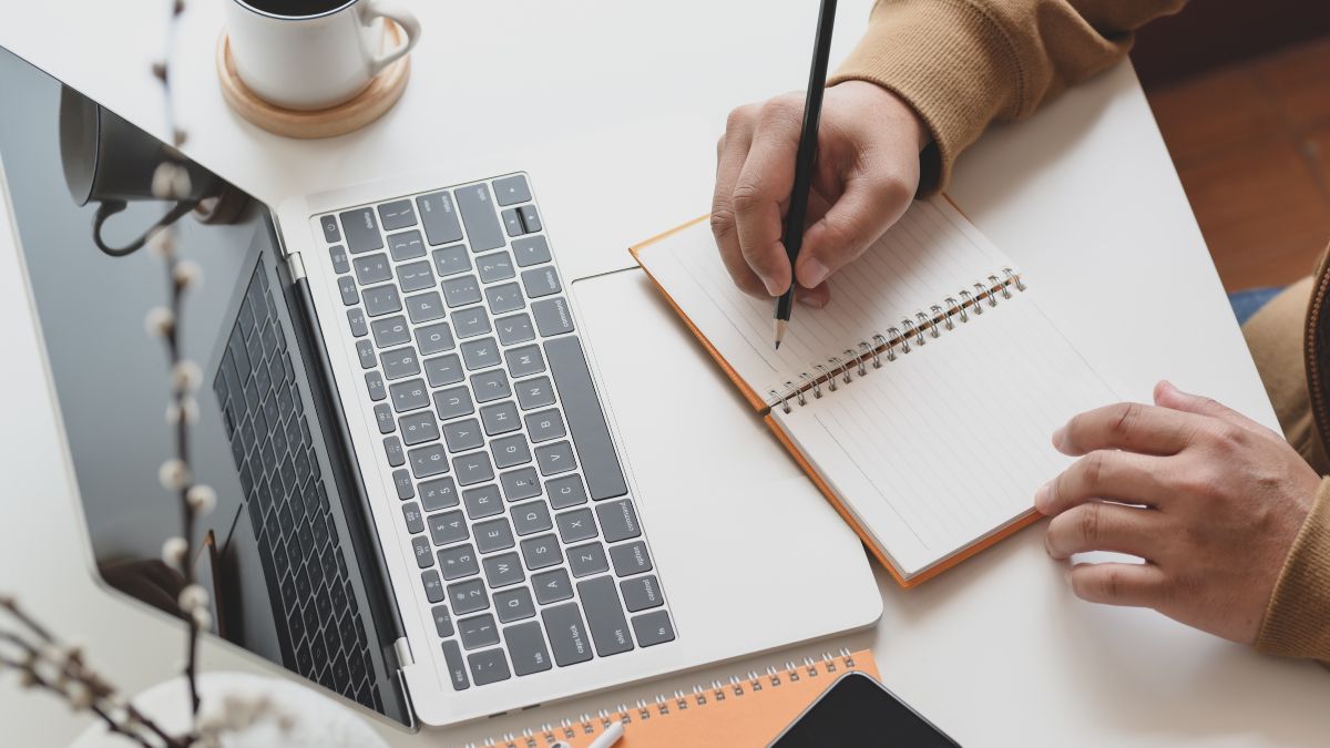 How to Start Freelance Writing From Home