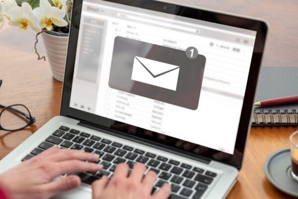 How to Manage Your Email Inbox Without Losing Your Mind: A Practical Guide for Busy Women
